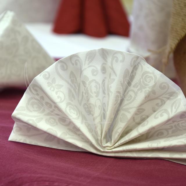 Ubrousek PREMIUM 40x40cm "dekor R" bílý [50 ks]